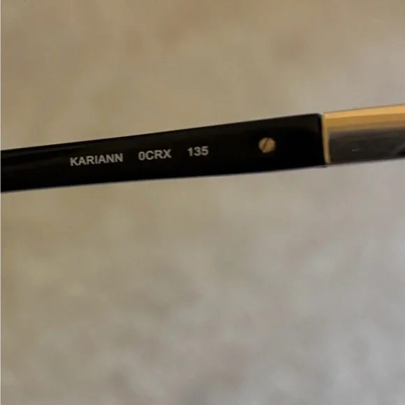 Kate Spade Tortoise Shell Sunglasses and case. - Picture 7 of 10